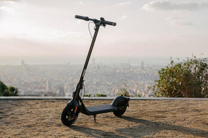 Ninebot F2 Electric Scooter Bundle, Up to 20 MPH Commuter E-Scooters Segway 