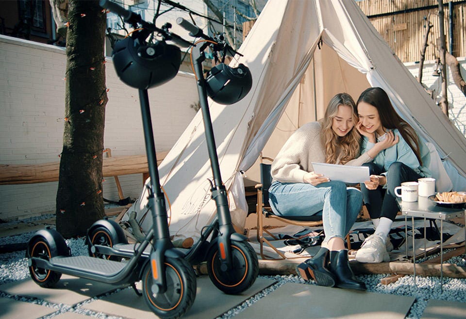 Ninebot Kick Scooter F30 Electric Scooter bundle Commuter E-Scooters Segway 